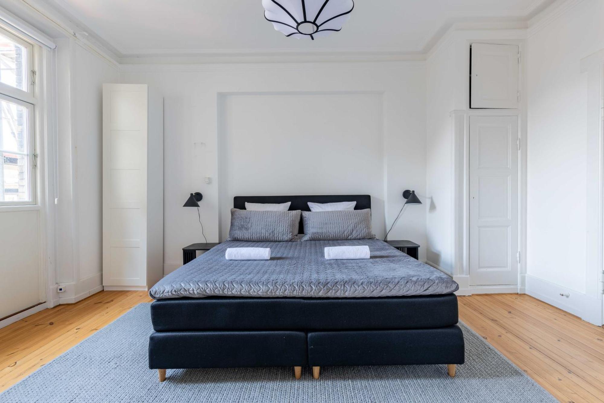 Spacious 3 Bedroom In Peaceful Area Apartment Copenhagen